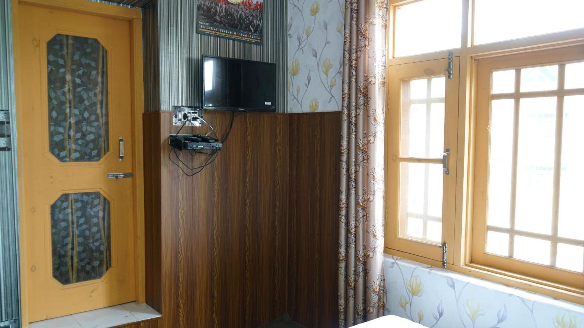 Green Resort Srīnagar Dış mekan fotoğraf